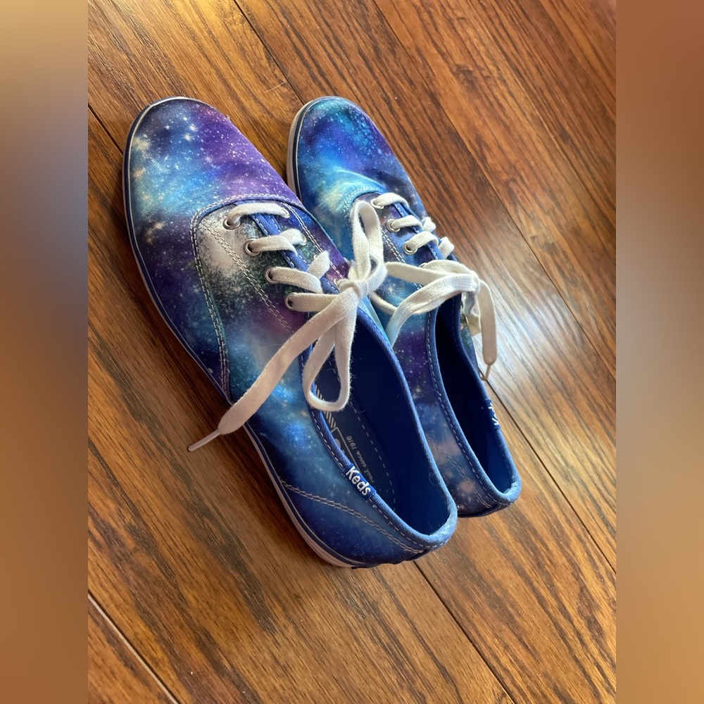 Galaxy Keds Size 7 - Picture 1 of 4